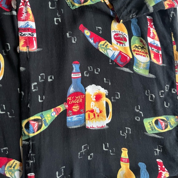 Utility Colorful Beer Bottle Print Shirt 100% Rayon men’s size Large button up - Picture 3 of 7
